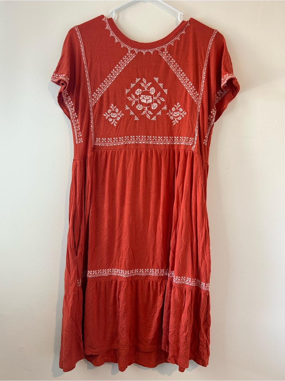 Annabelle Rust Midi Dress with White Floral Embroidery